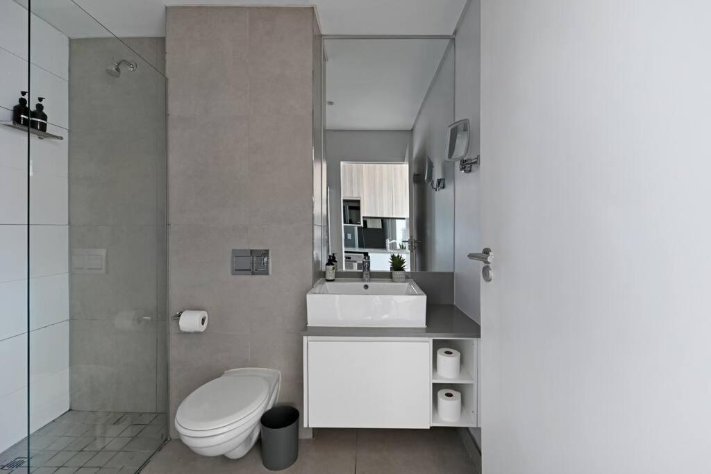 Naalia - The Sentinel Cape Town