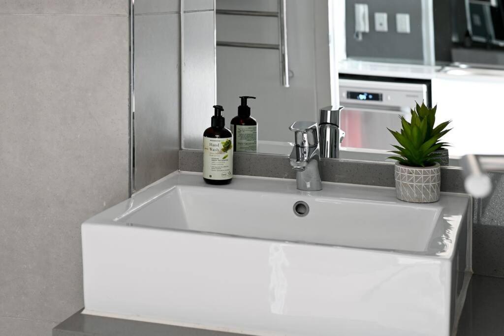 Apartment Naalia - The Sentinel Cape Town