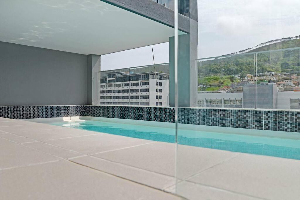 Naalia - The Sentinel Apartment